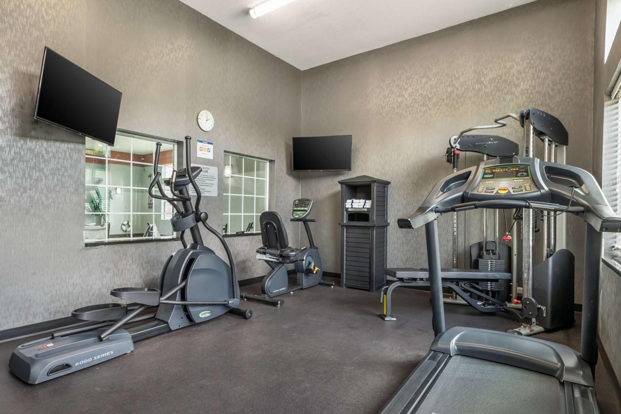 Best Western Plus Coweta'S 1St Hotel Екстериор снимка